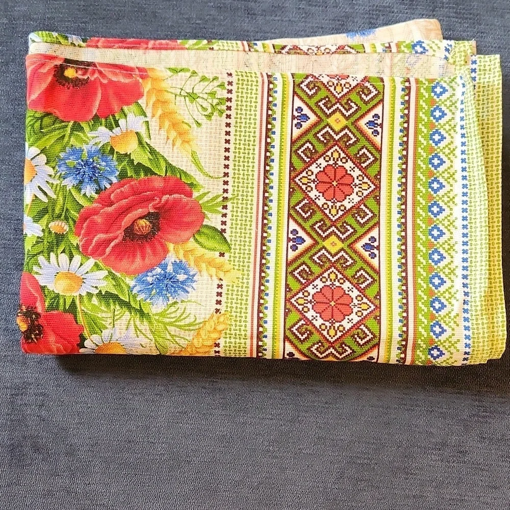 Poppy Printed Floral and Geometric Patterned Linen Tablecloth 78